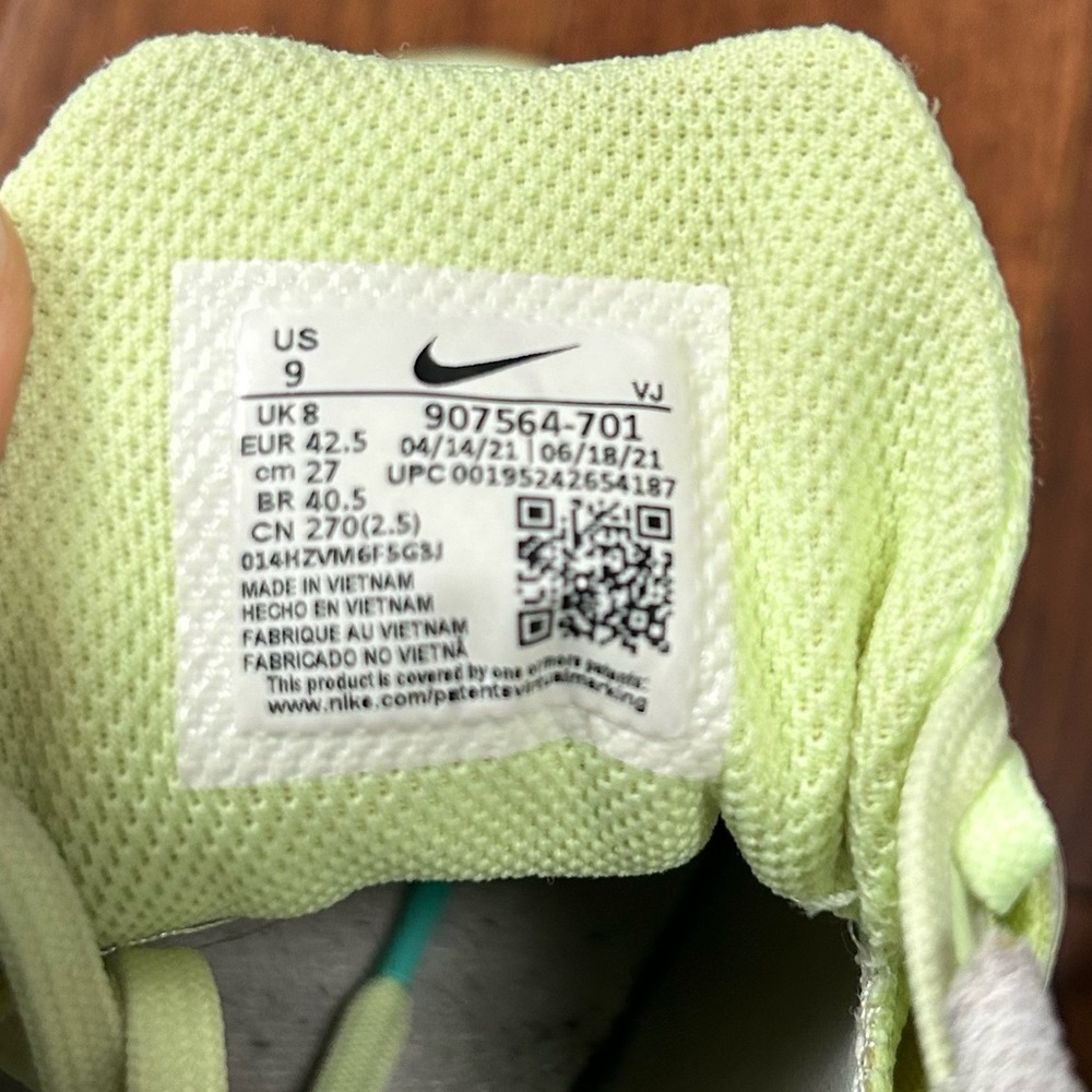 Nike Zoom Rival S 9 track spikes in the Barely Volt and Hyper Orange Size 9 - Picture 8 of 8